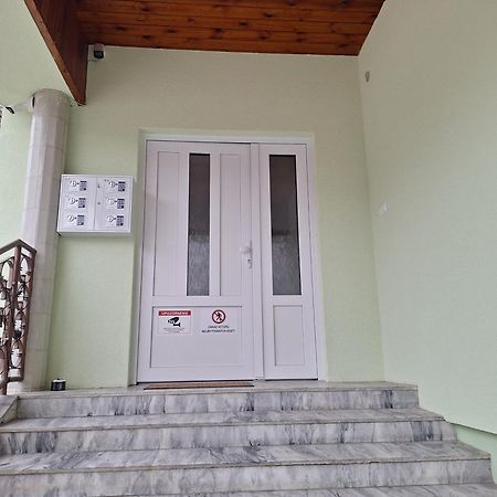 Apartmanovy Dom Stummerova Topoľčany 外观 照片