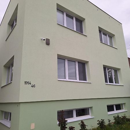 Apartmanovy Dom Stummerova Topoľčany 外观 照片