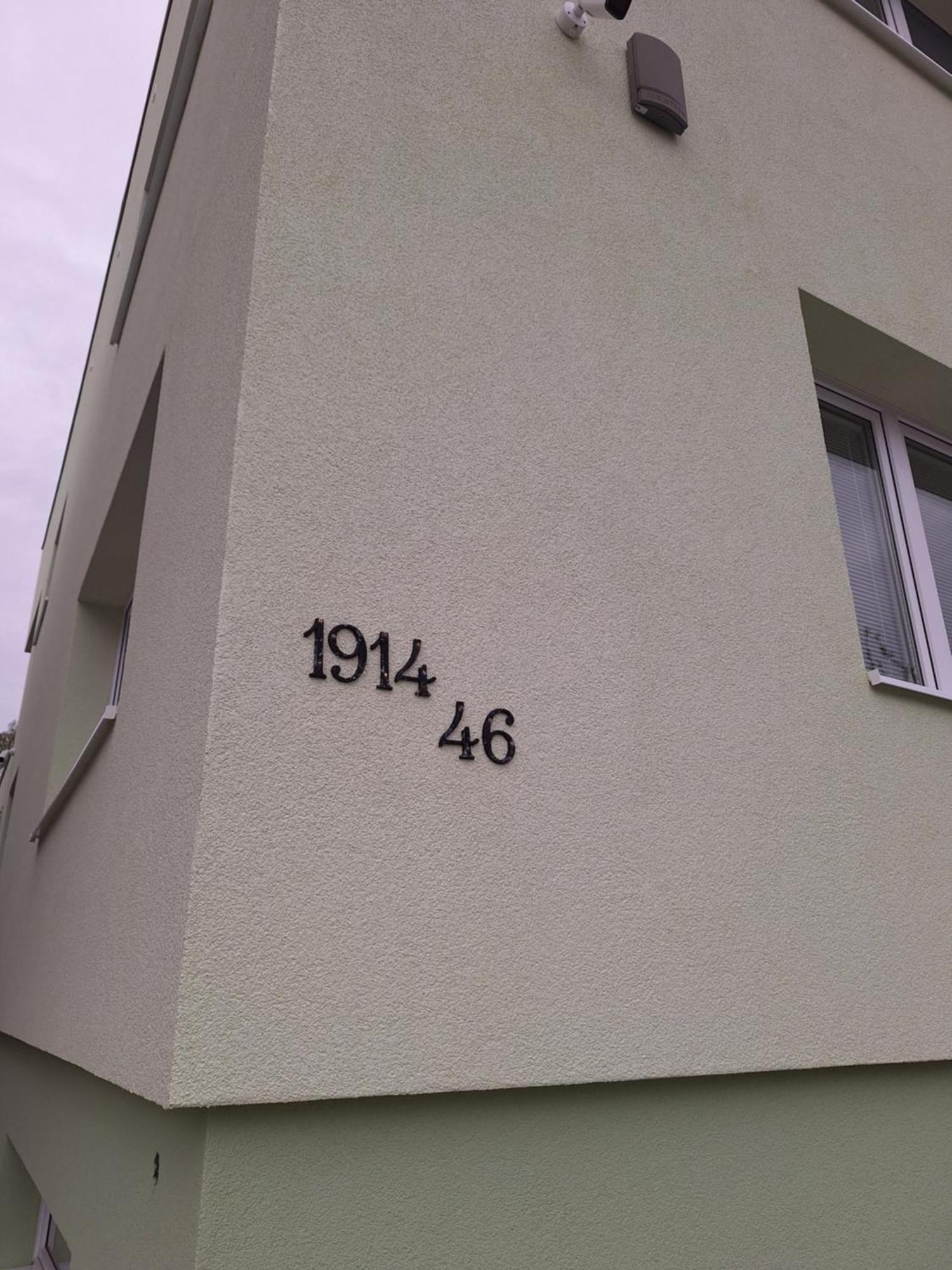 Apartmanovy Dom Stummerova Topoľčany 外观 照片